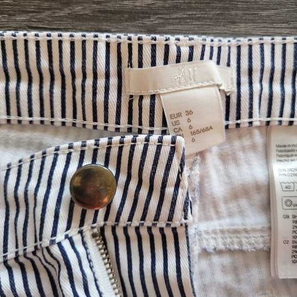 H&M Striped Shorts - Picture 5 of 5